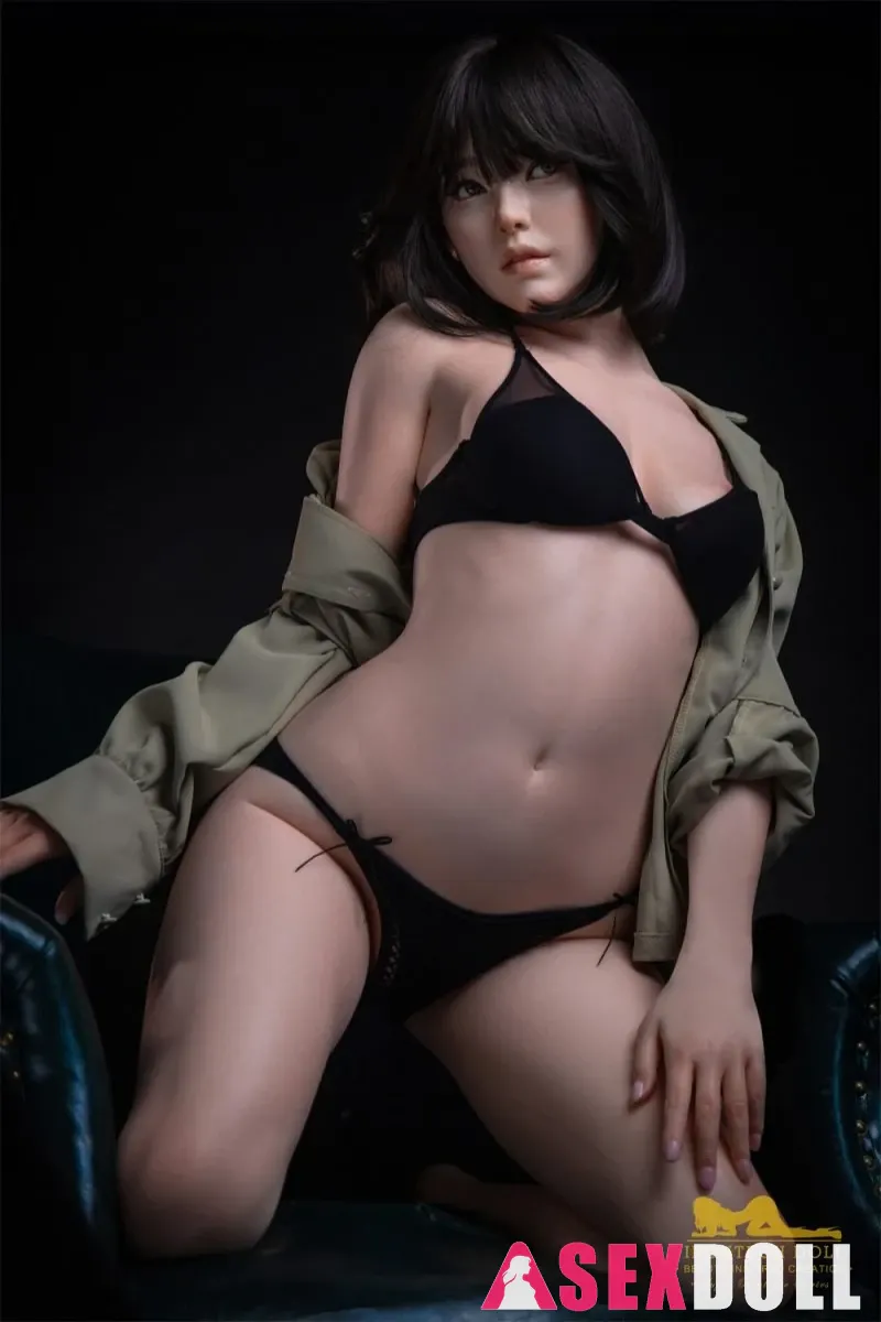Black Hair Cute 163cm S40 Eileen Realistic Silicone Sex Doll