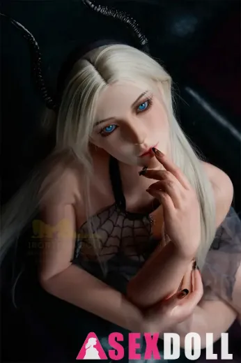 Sexy Halloween 164cm B1 Bailey realistic looking sex doll
