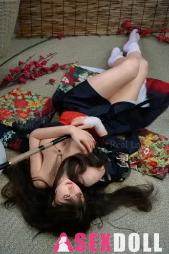 Reallady Evie 150cm T4 Silky Cream Japanese Naked Sex Doll