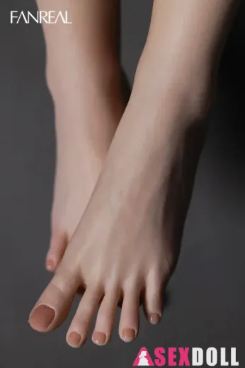 Fanreal Real Skin Kimmy 155cm F Cup China Silicone Doll Foot
